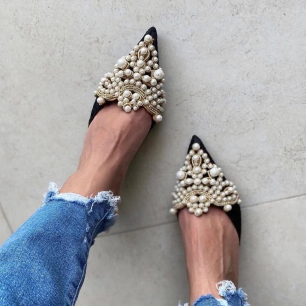 Black Pearl Kitten Heels Mule worn once for a wedding. Perfect condition.